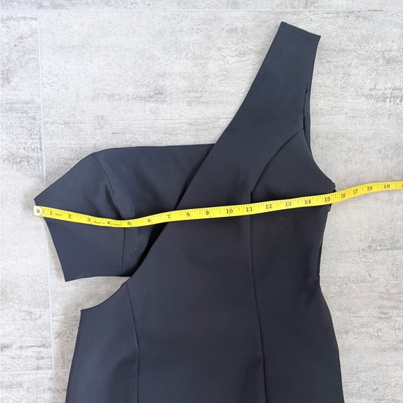 Marciano Womens One Shoulder Cut Out Mini Dress Black Bodycon Lined Size S Chic - Picture 16 of 16